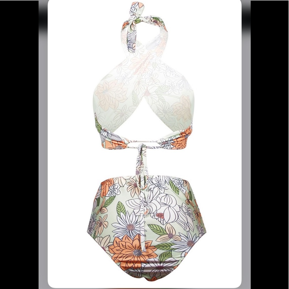 Wrap Me Up In Blooms Bikini - Picture 6 of 6